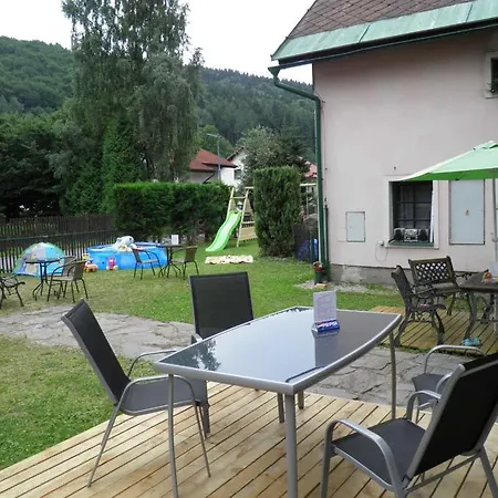 Casa de hóspedes Lípa 3*