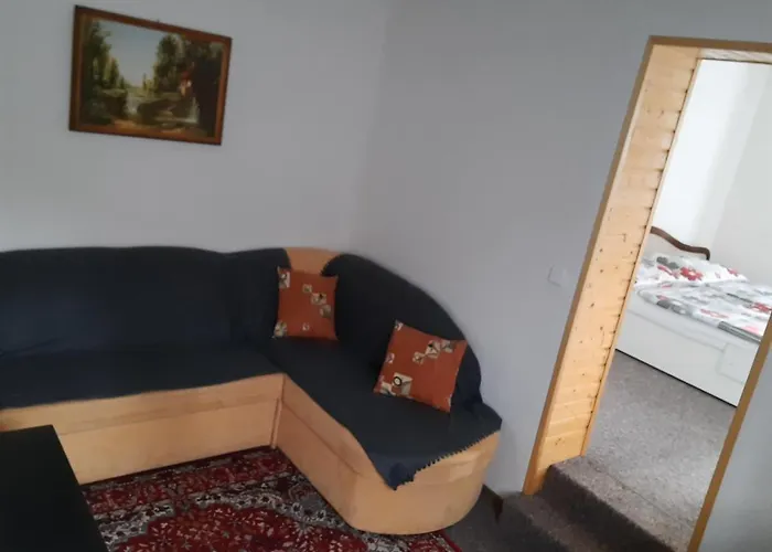 Lipa بيت ضيافة